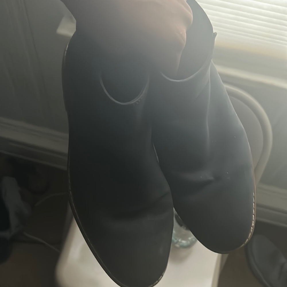 Black Boots
